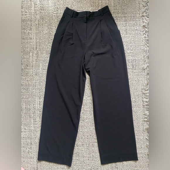Dynamite Lila Pleated pants - Picture 2 of 5